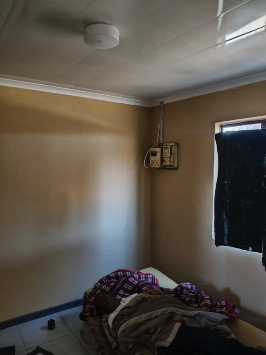 2 Bedroom Property for Sale in Bloemside 4 Free State